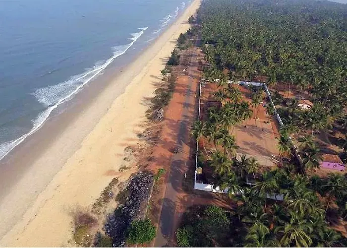 Nagu Palace Hotel Kundapur